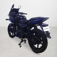 Bajaj Pulsar 220F