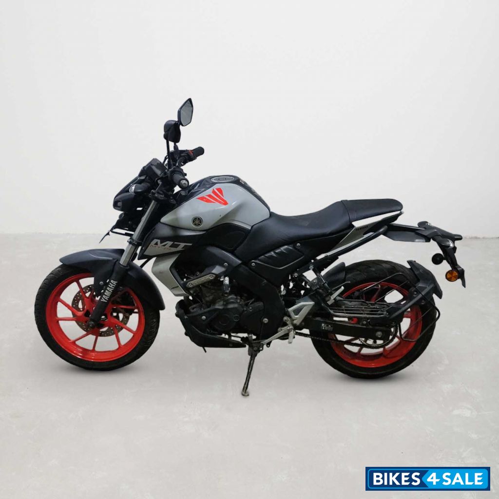 Yamaha MT-15