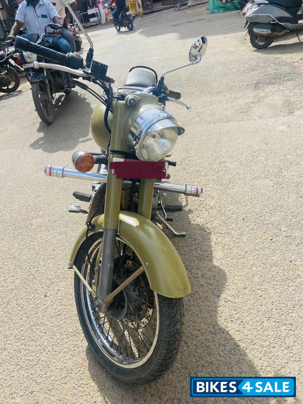 Royal Enfield Classic Desert Storm