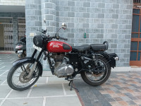 Redditch Red Royal Enfield Classic 350 Redditch Red