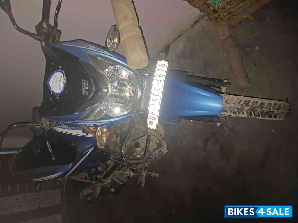 TVS Victor Premium Edition