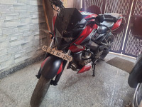 Red Bajaj Pulsar 200 NS