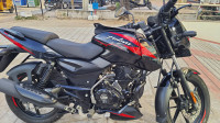 Bajaj Pulsar 125 Carbon Fibre Disc Split Seat 2023 Model