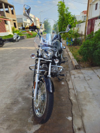 Bajaj Avenger