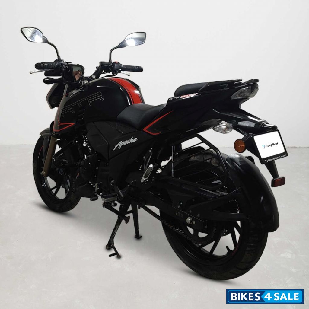 TVS Apache RTR 200 4V