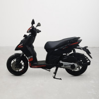 Aprilia SR 160 Std ABS