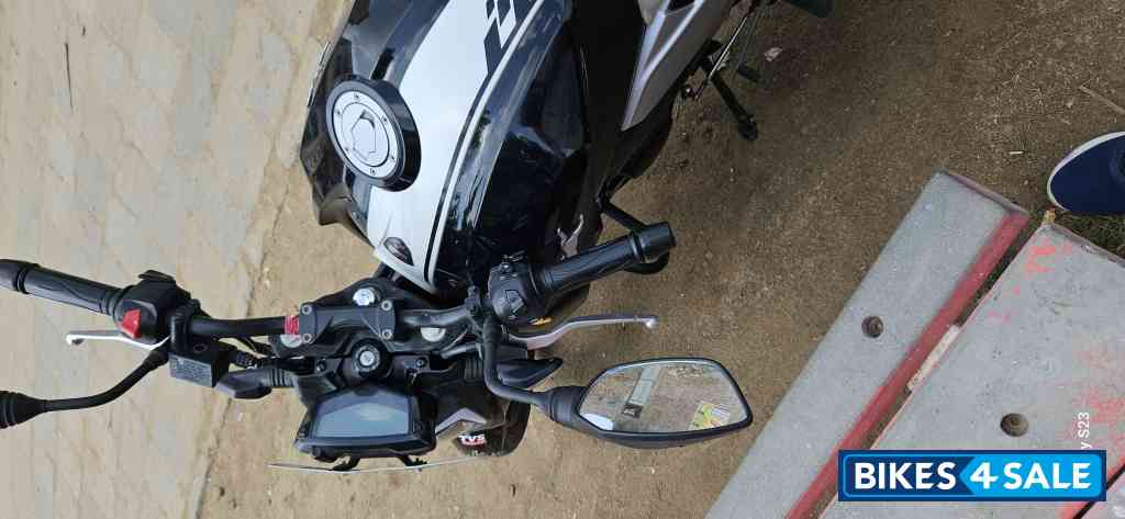 TVS Apache RTR 160 4V