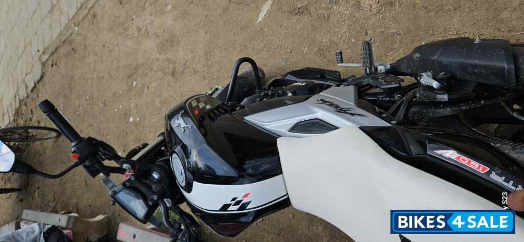 TVS Apache RTR 160 4V