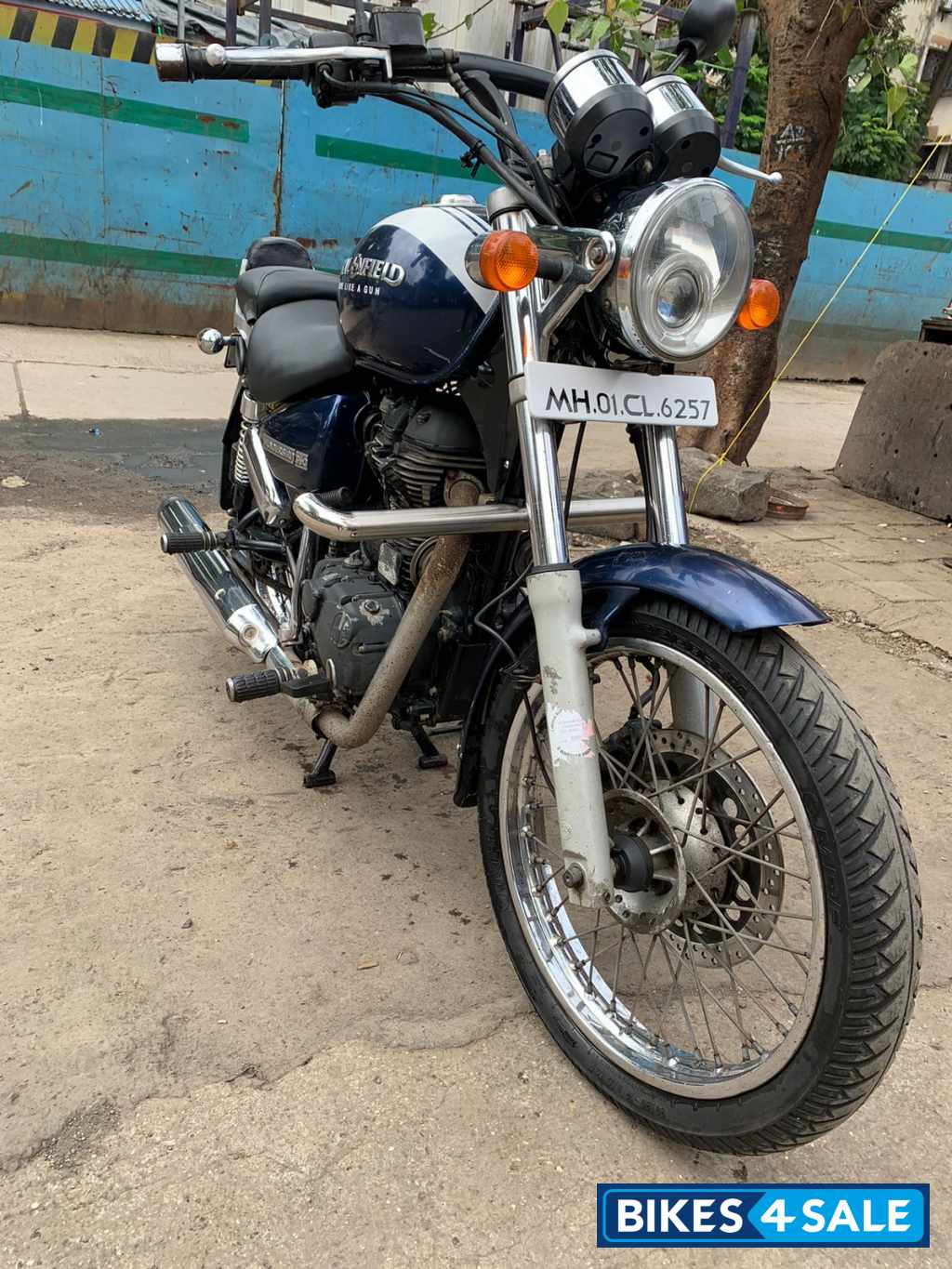 Royal Enfield Thunderbird 350 Royal Enfield Thunderbird 350
