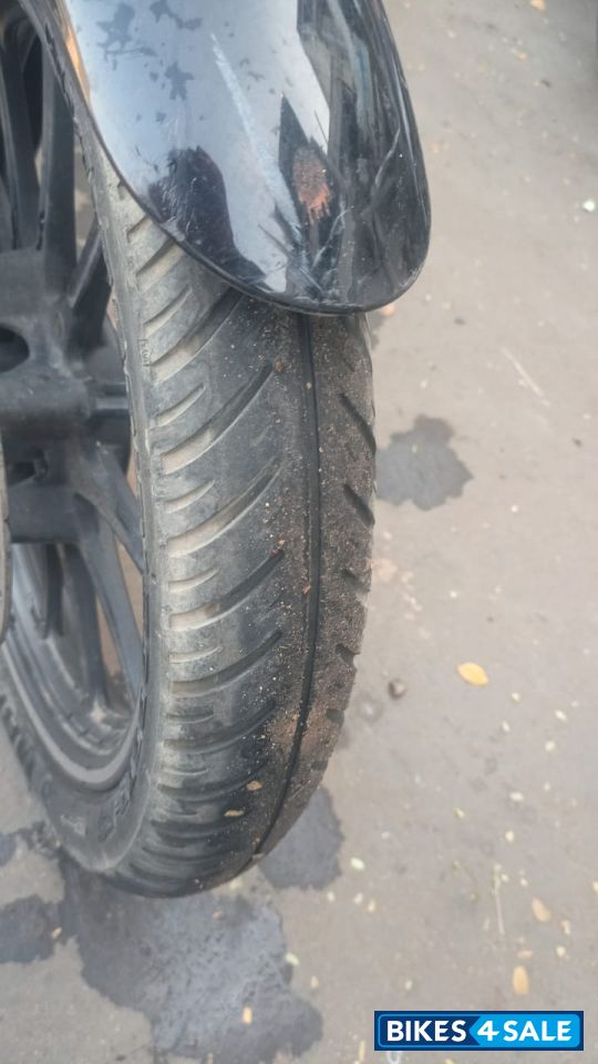 Metallic Black Bajaj Avenger Street 160 Metallic Black Bajaj Avenger Street 160