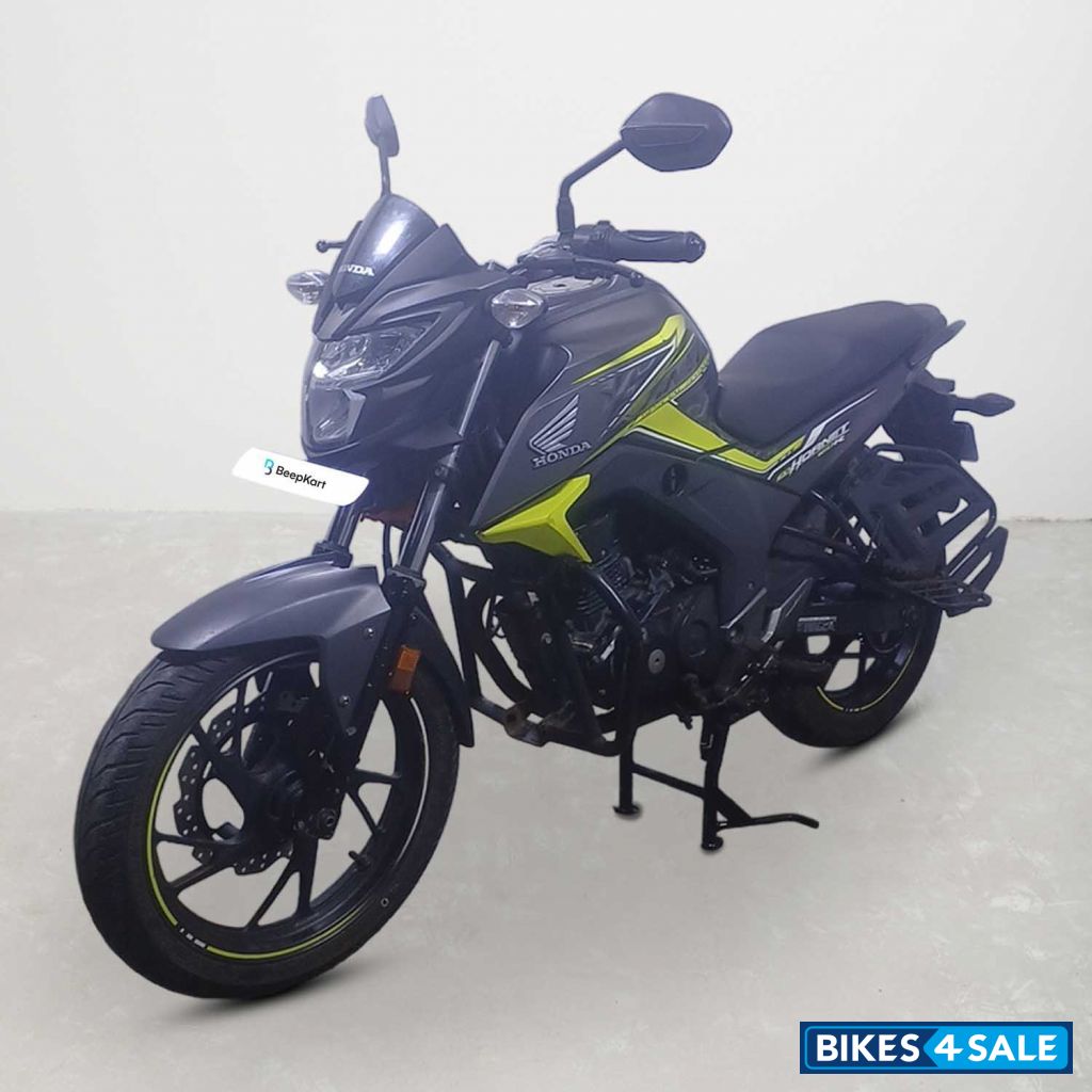 Honda CB Hornet 160R