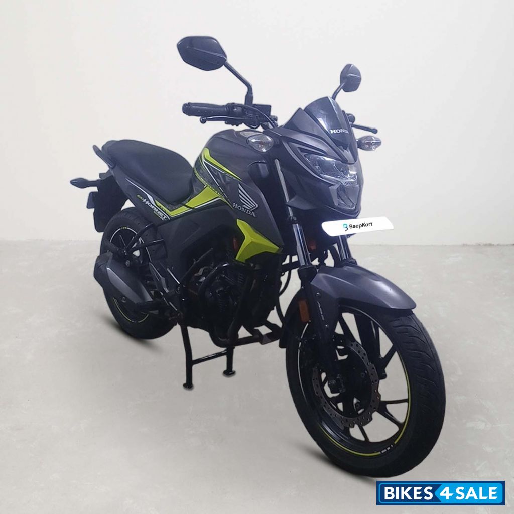 Honda CB Hornet 160R