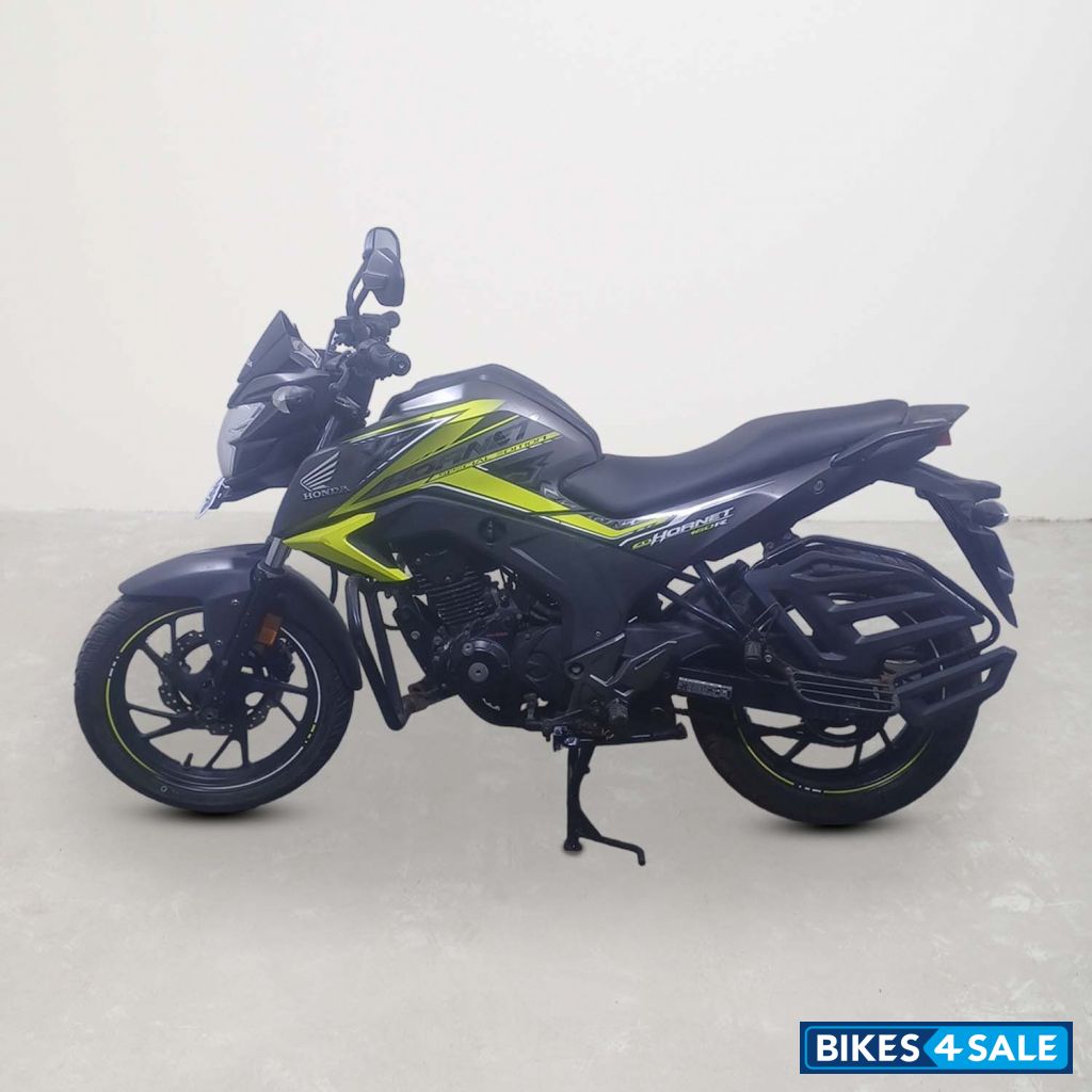 Honda CB Hornet 160R