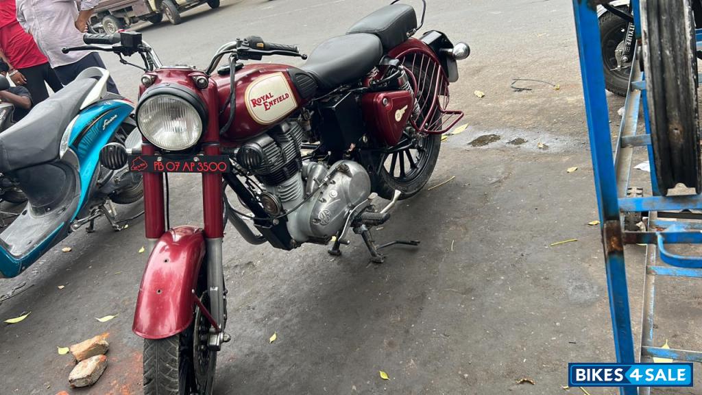 Royal Enfield Classic 350