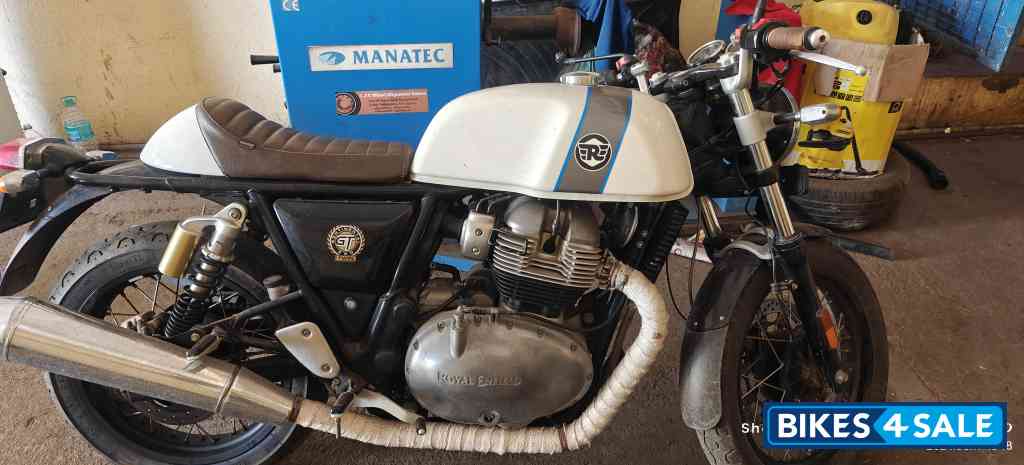 Icy Queen Royal Enfield Continental GT 650