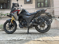 Honda CB200X