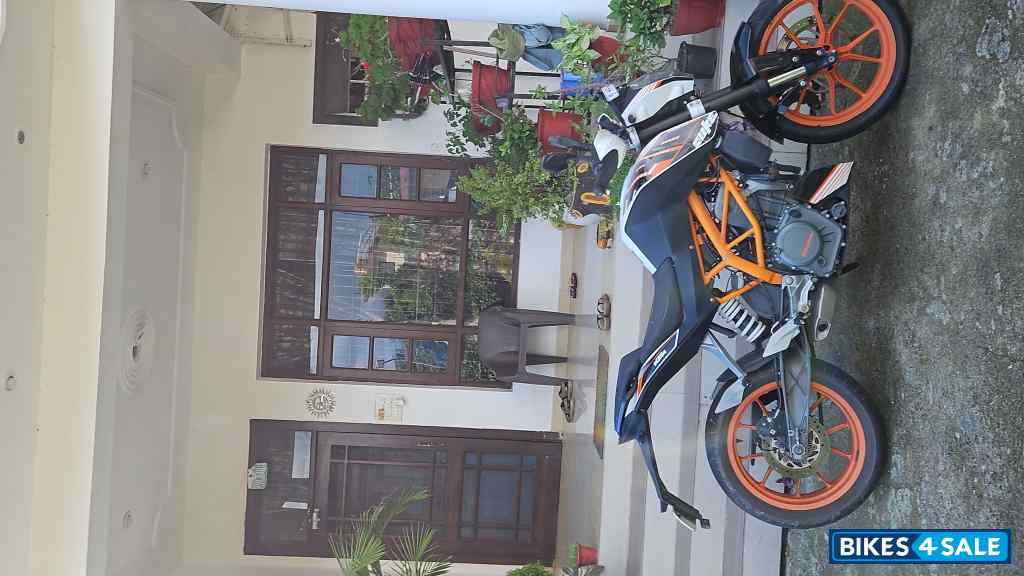White And Orange KTM Duke 390