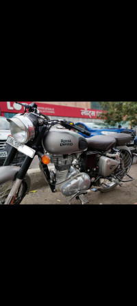 Royal Enfield Classic Gunmetal Grey 2019 Model