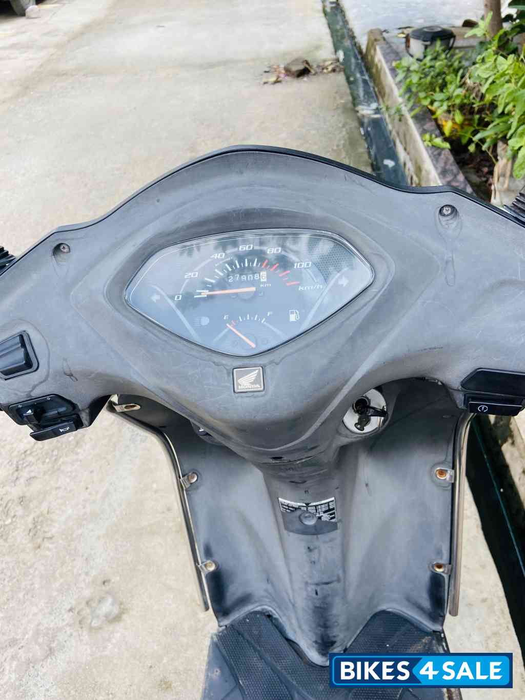 Metallic Black Honda Activa 4G