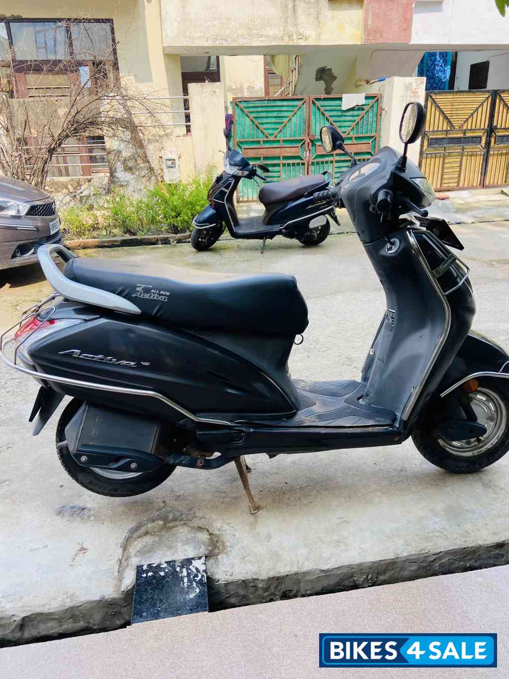 Metallic Black Honda Activa 4G