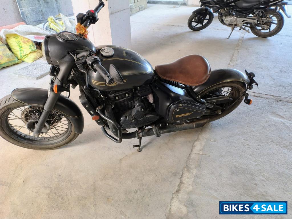 Charcoal Grey Jawa Perak BS6