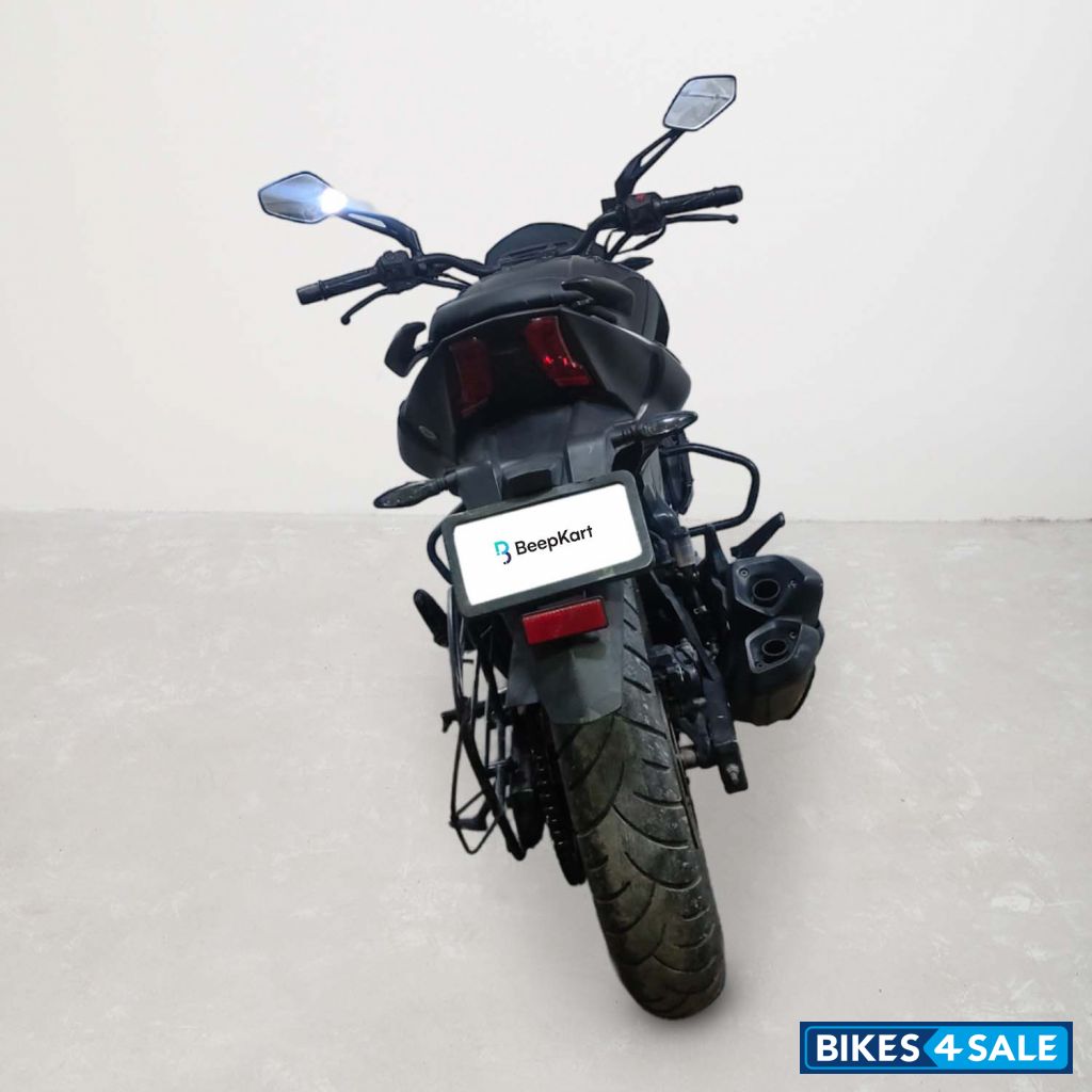 Bajaj Dominar 250