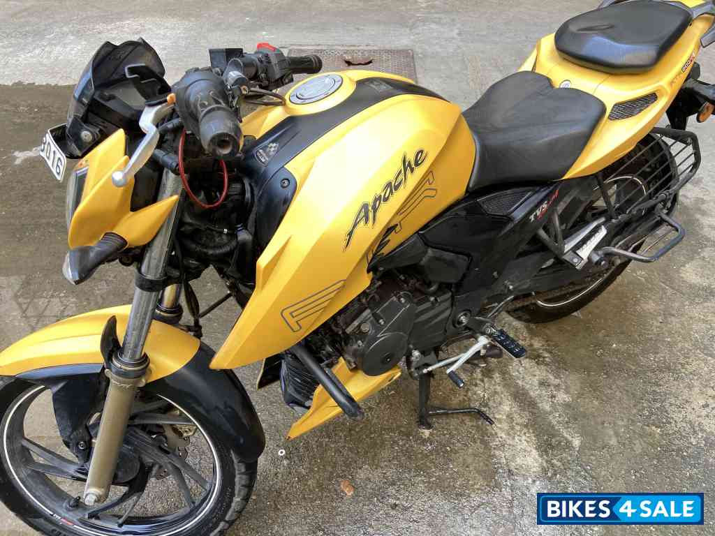 Yellow TVS Apache RTR 200 4V