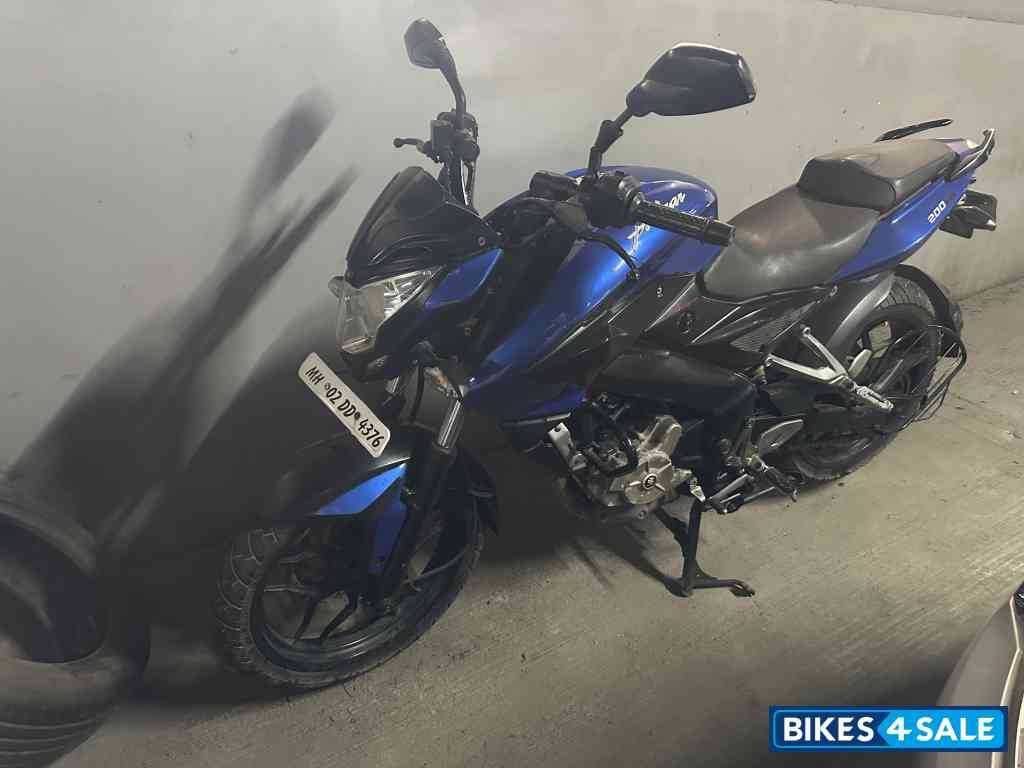Bajaj Pulsar 200 NS