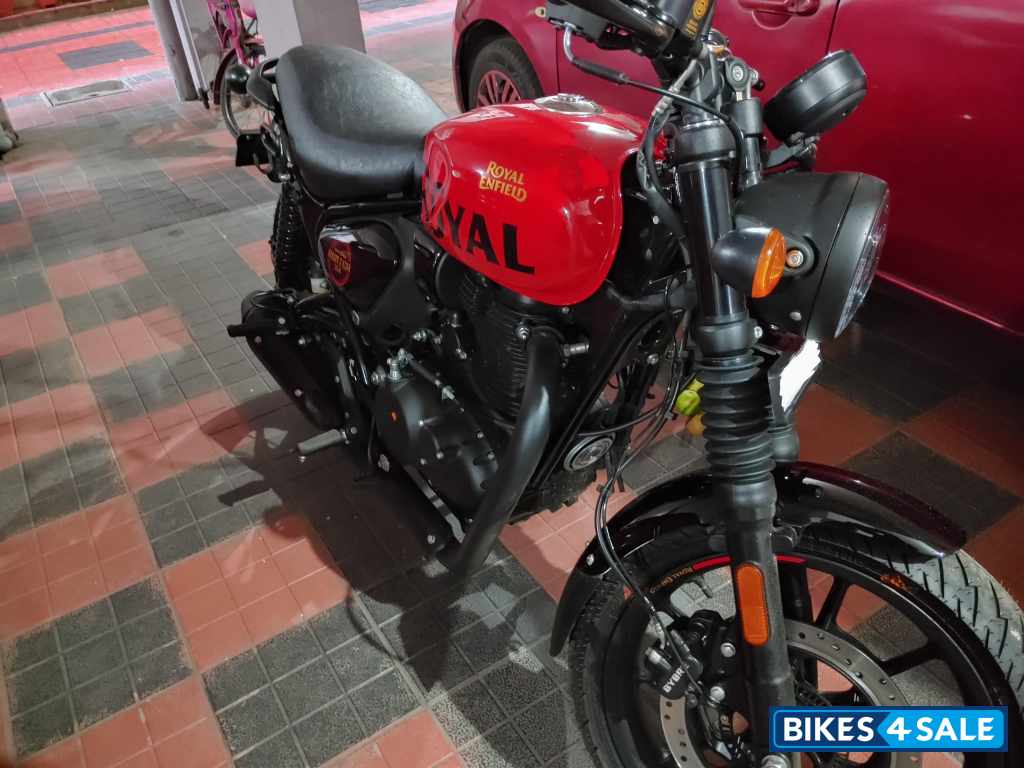 Royal Enfield Hunter 350 Metro
