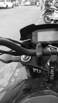 Black Suzuki Gixxer 150