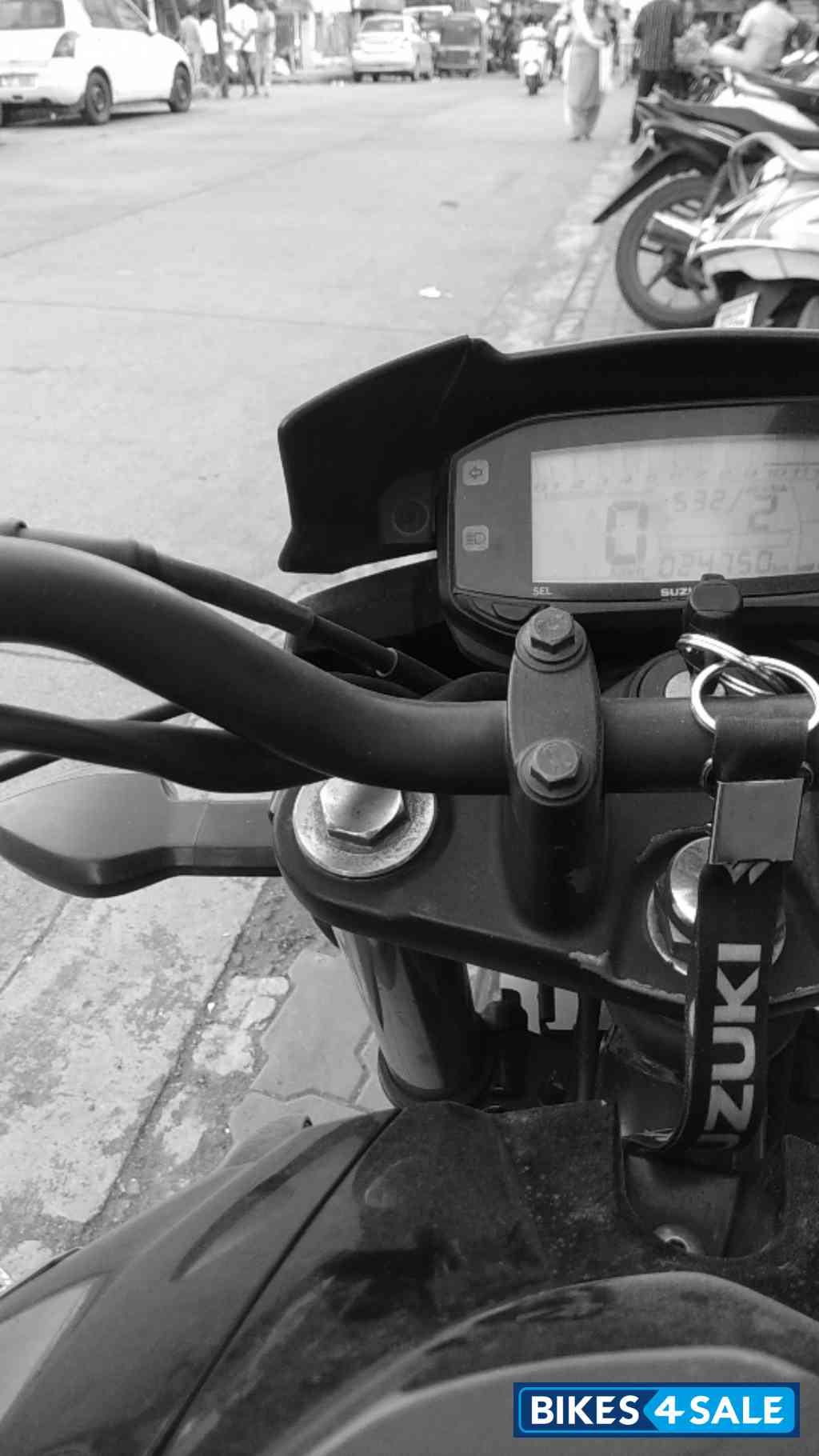 Black Suzuki Gixxer 150