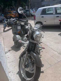 Royal Enfield Bullet 350
