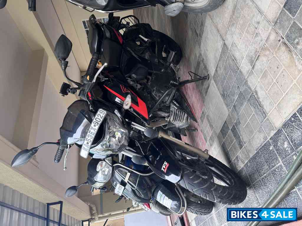 TVS Apache RTR 200 4V