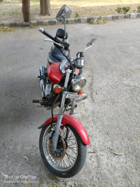 Bajaj Avenger 220 DTS-i
