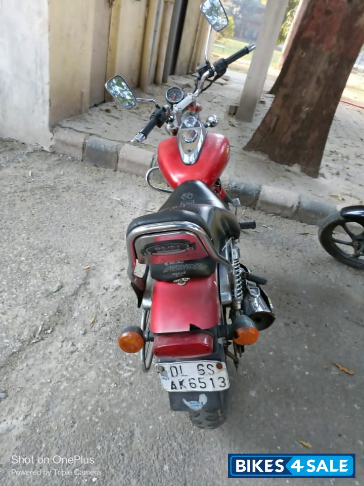 Bajaj Avenger 220 DTS-i