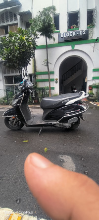 Black Honda Activa 125