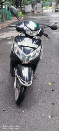 Black Honda Activa 125