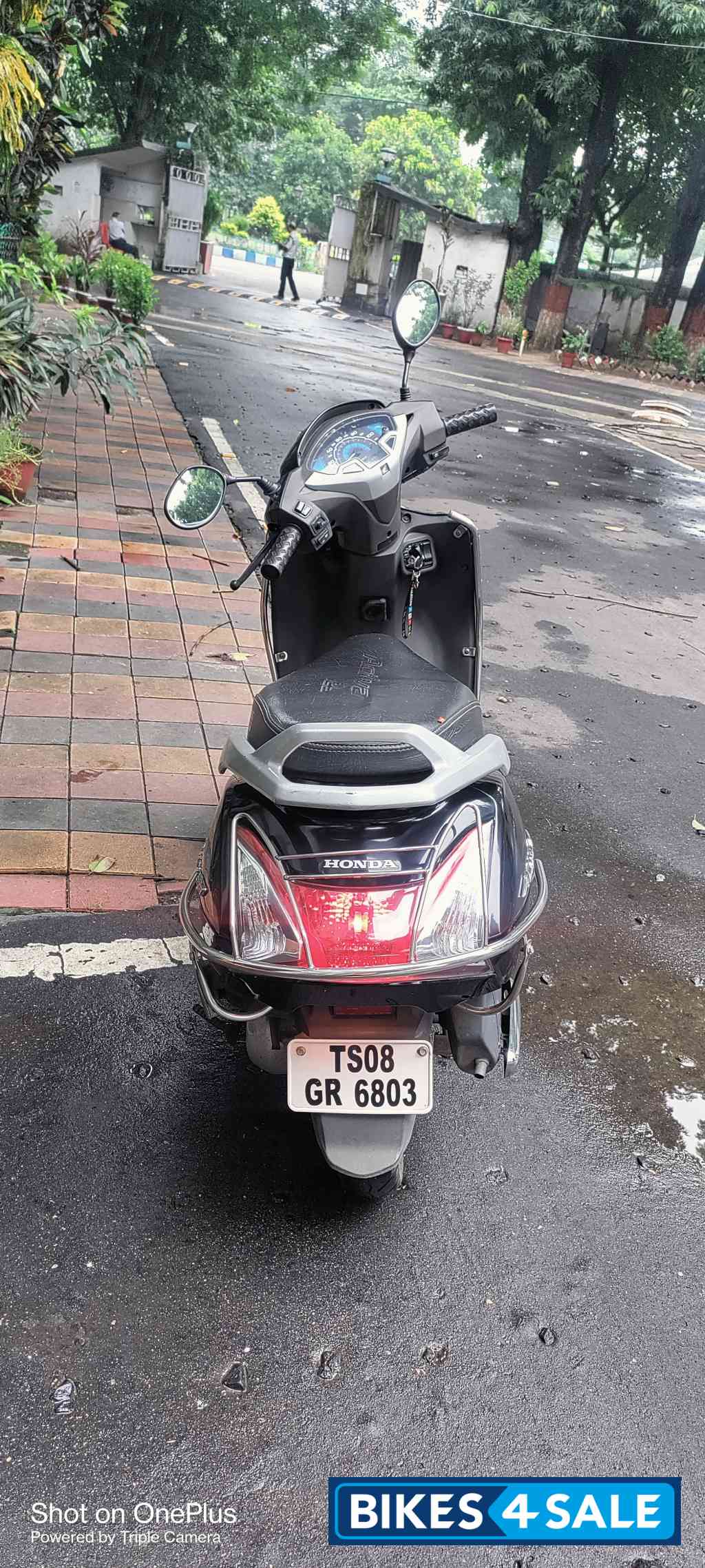 Black Honda Activa 125