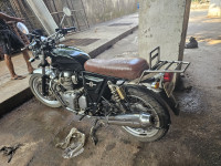 Black Royal Enfield Interceptor 650 Twin