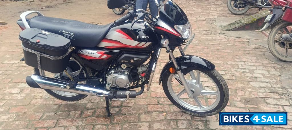 Red Black Hero HF Deluxe BS6