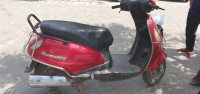 Red Suzuki Access 125