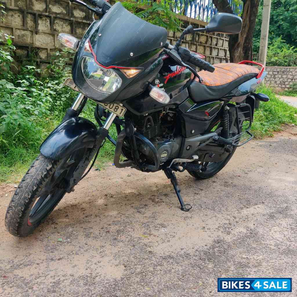 Bajaj Pulsar 150 BS6