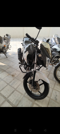 Black Yamaha SZ-R