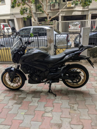 Matte Black Bajaj Dominar 400 ABS BS6