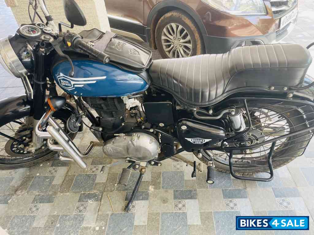 Sapphire Blue Royal Enfield Bullet Standard 350