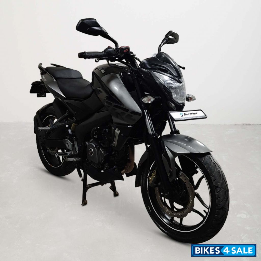 Bajaj Pulsar NS200