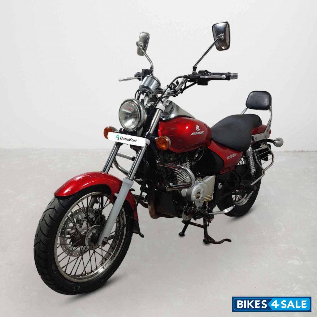 Bajaj Avenger 180 DTS-i