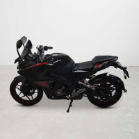 Bajaj Pulsar RS 200
