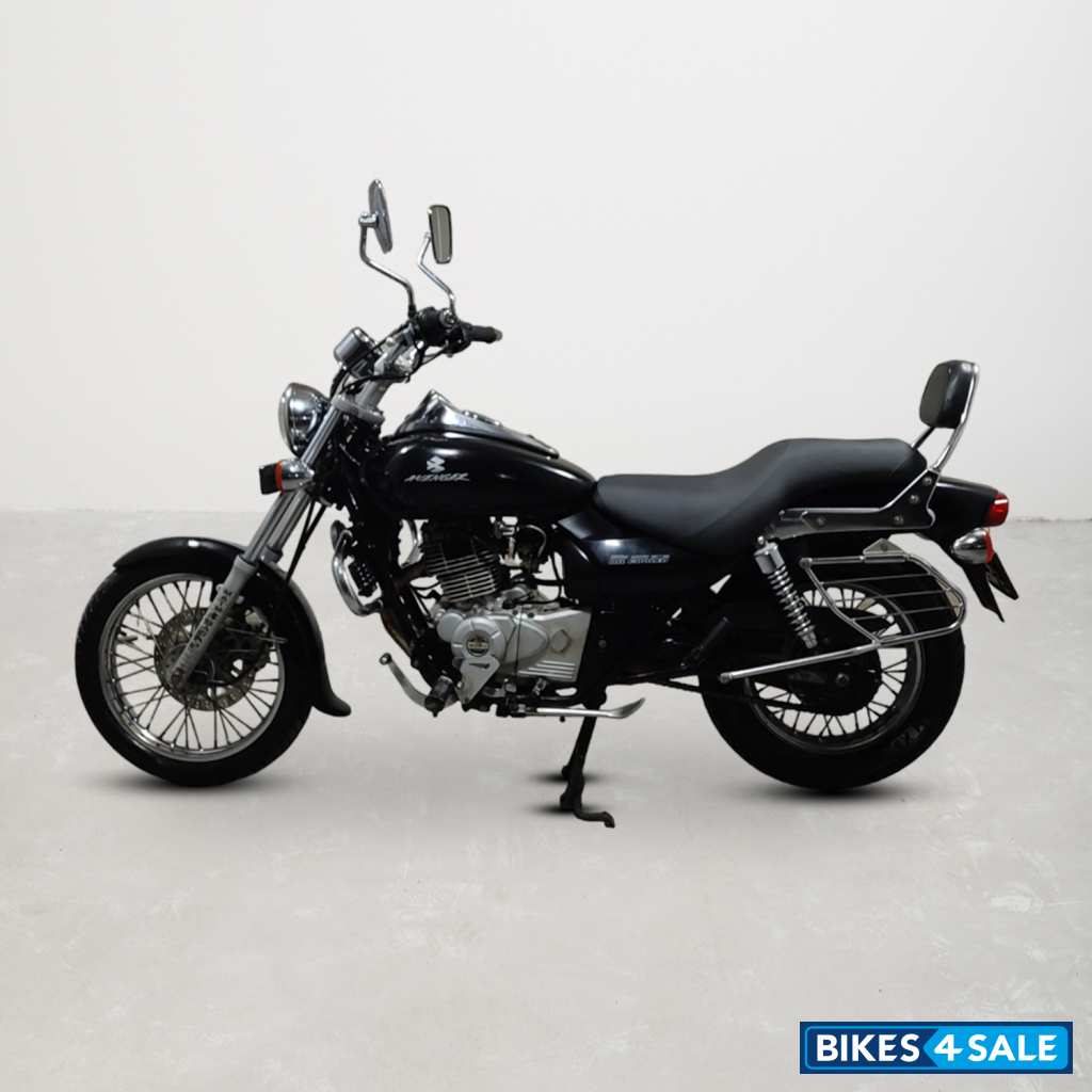 Bajaj Avenger 180 DTS-i Bajaj Avenger 180 DTS-i