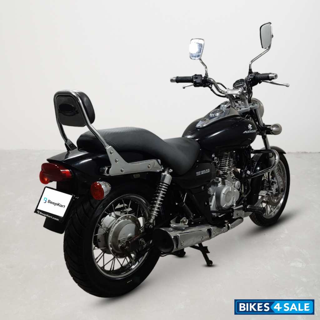 Bajaj Avenger 180 DTS-i Bajaj Avenger 180 DTS-i